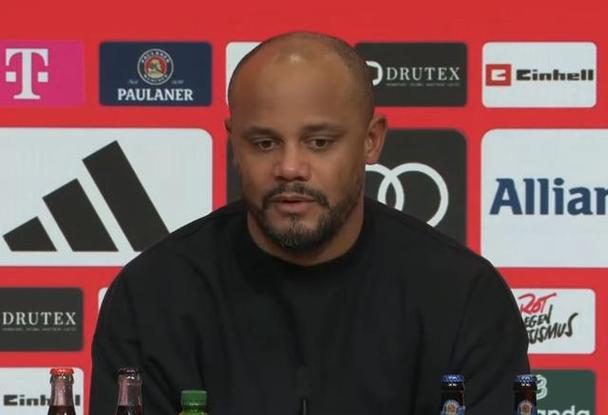 孔帕尼：无法达成不败赛季？赢得更多奖杯对球队来说更重要