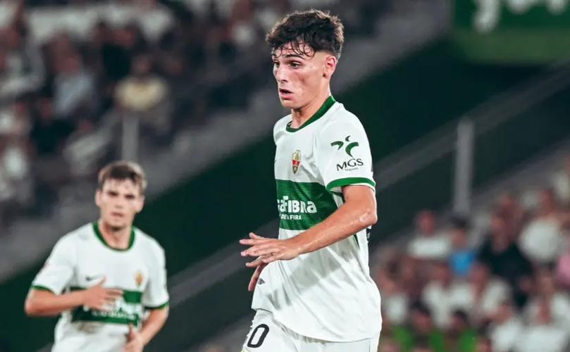 马卡：马竞有意埃尔切20岁中场门多萨，解约金2000万欧