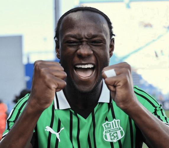 官方：萨索洛支付1300万欧元，从马赛买断伊斯梅尔-科内